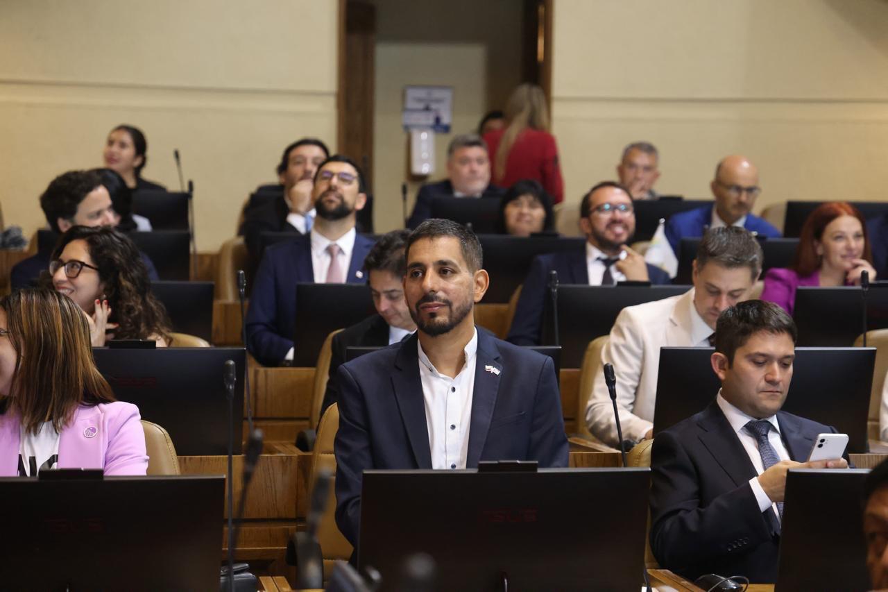 ¿Qué es el MEPCO y por qué podría subir la bencina?Diputado Brito advierte impacto en la economía familiar chilena