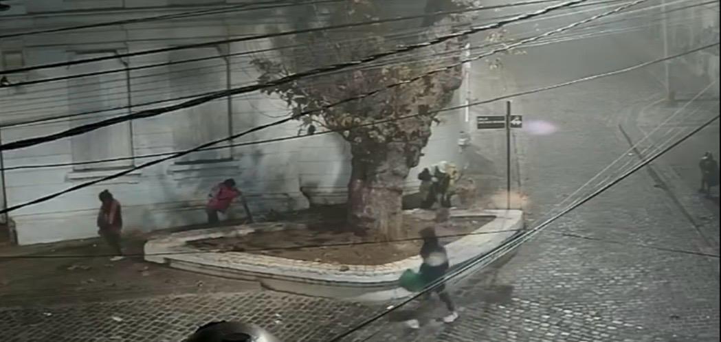 Comunidad de Escuela Santa Ana denuncia vandalismo y daños a infraestructura patrimonial en Barrio Puerto de Valparaíso