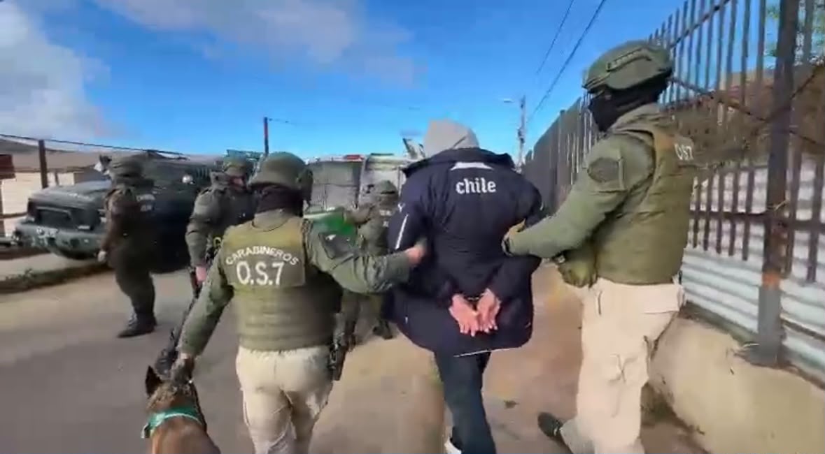 Cinco detenidos tras operativo policial en Viña del Mar: incautan drogas, armas y municiones
